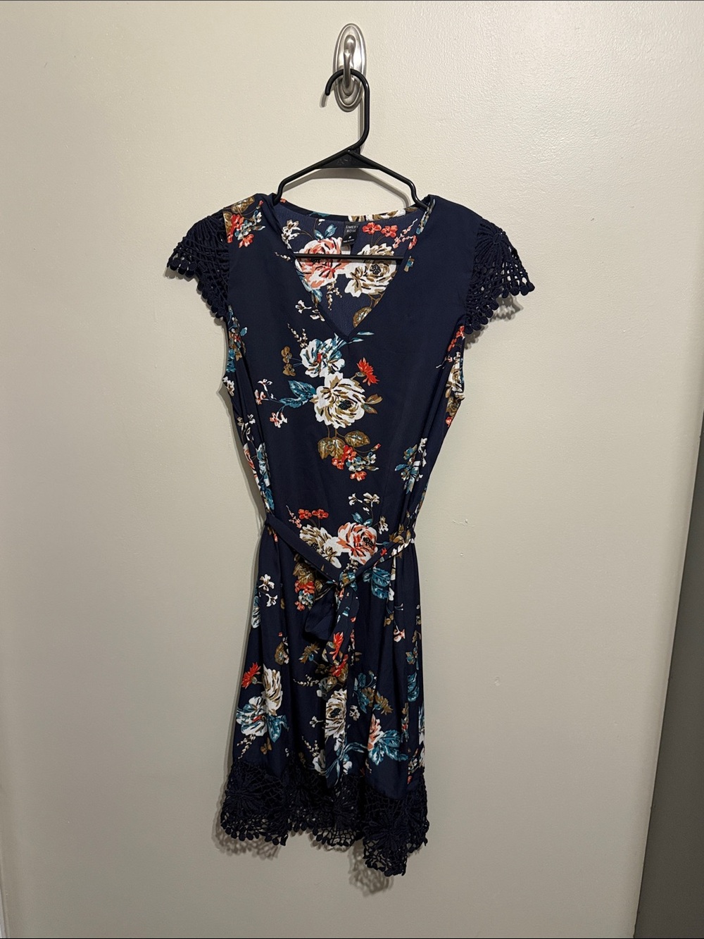 Emery Rose Navy Floral Tie-Waist Dress with Crochet Trim